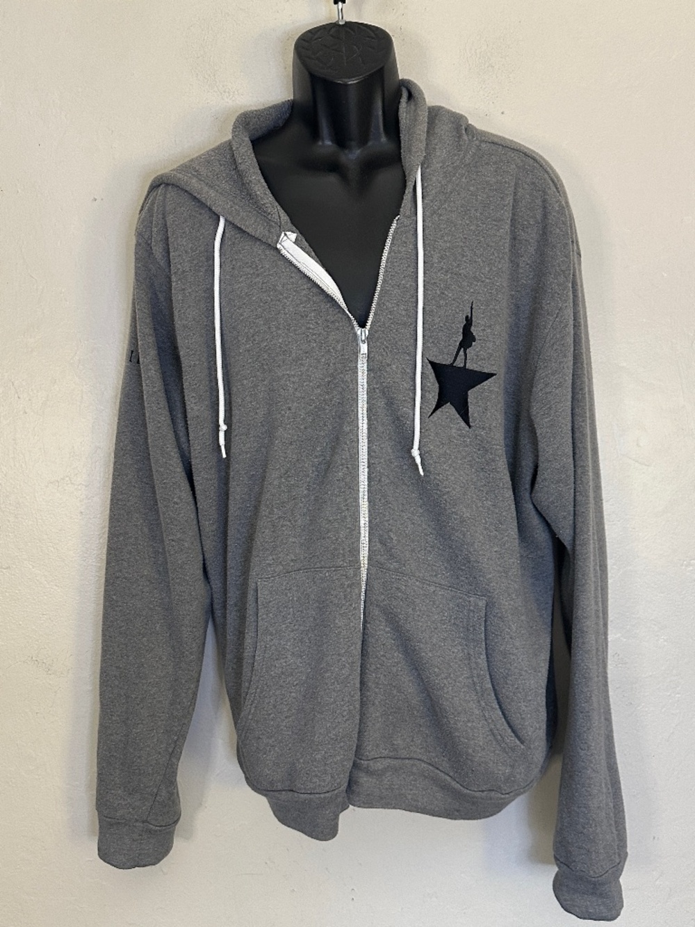 Hamilton Embroidered Hoodie XL Gently worn authentic 55% cotton/45% polyester